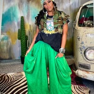 Oli & Hali mineral wash jetty harem pants. Small.